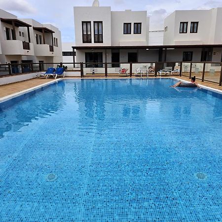 Apartamento Duplex Noray Vista A La Piscina Puerto Calero Exterior foto