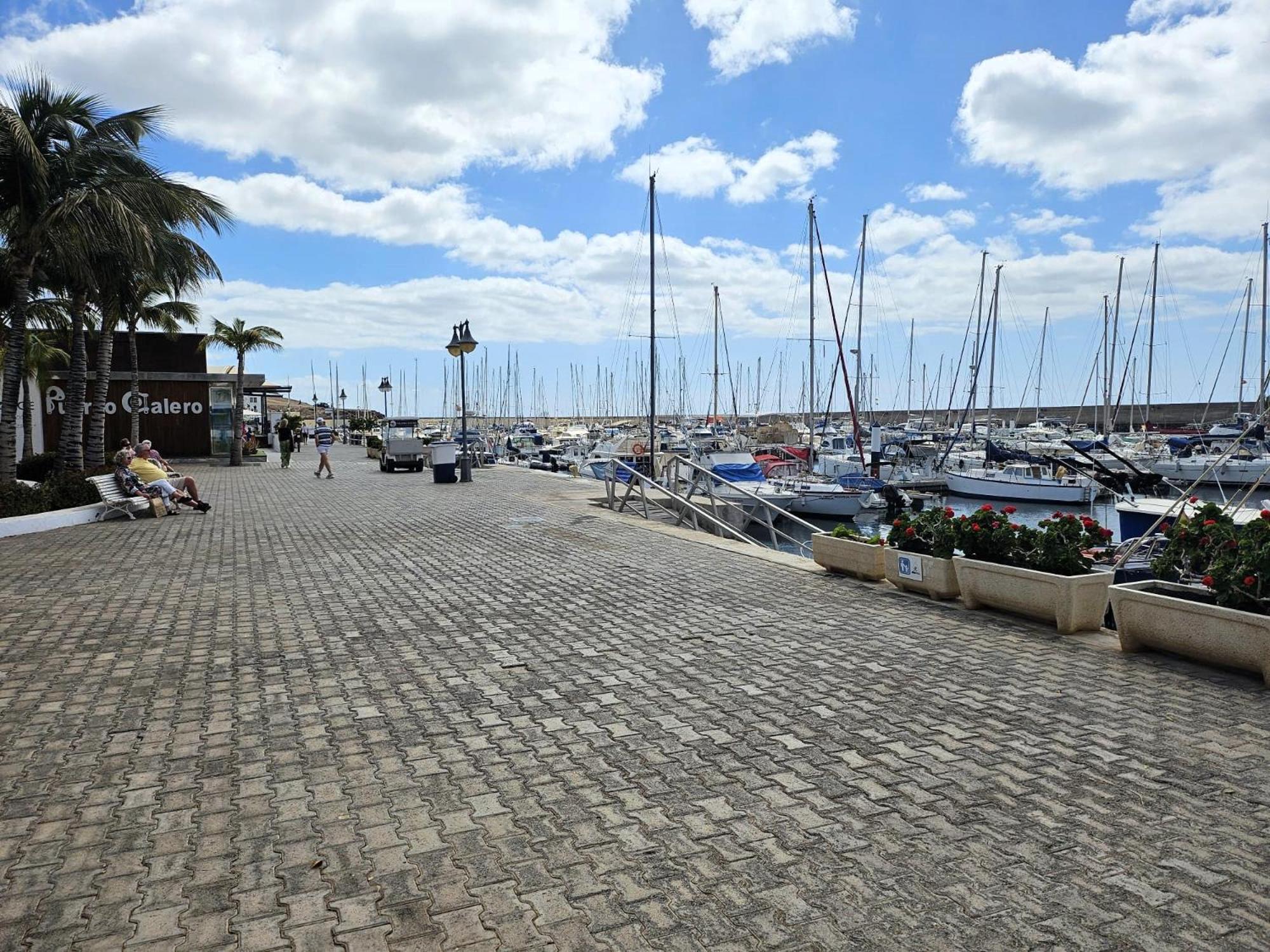 Apartamento Duplex Noray Vista A La Piscina Puerto Calero Exterior foto